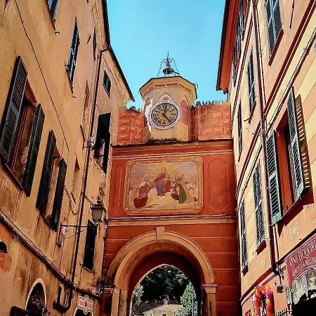 شقة Casa Caffe Finalborgo *